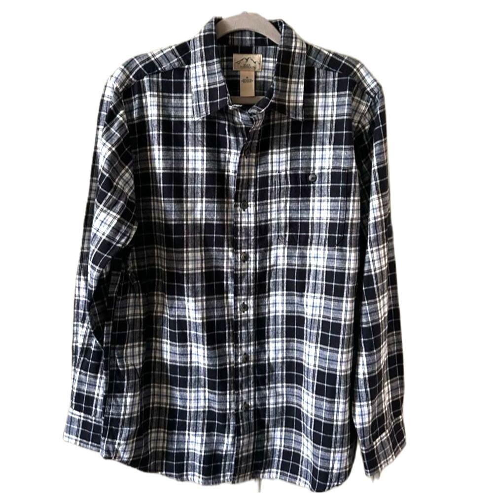 Blue Mountain Black & White Plaid Flannel Shirt - Size Medium - EUC